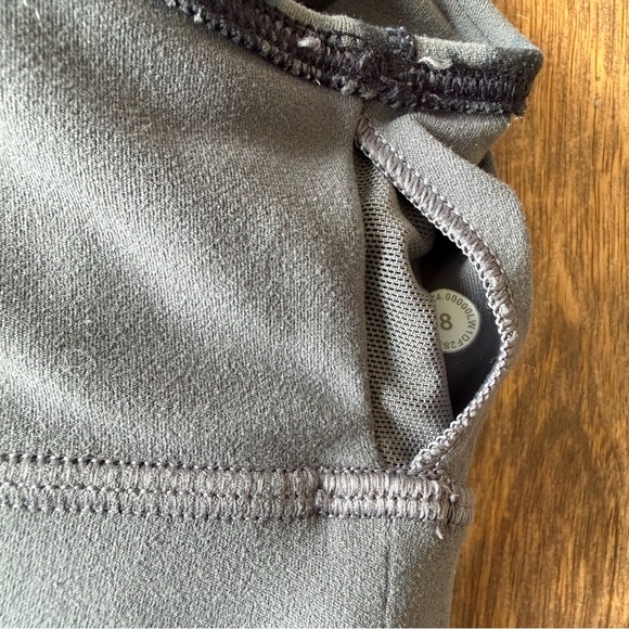 Lululemon Align Tank Top in "Sublimated Multi Floral" (Size 8) - Picture 4 of 4